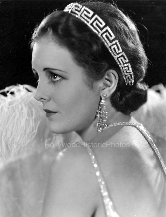 Mary Astor 1931 The Royal Bed.jpg